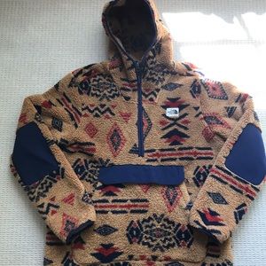 North Face Campshire Quarter Zip Hoodie